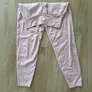 NWOT Vuori Women's Lux at Ease pant, pink, XS